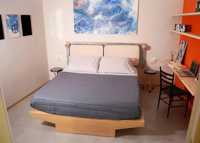 Bellissimo Open Space Stramo * バーリ